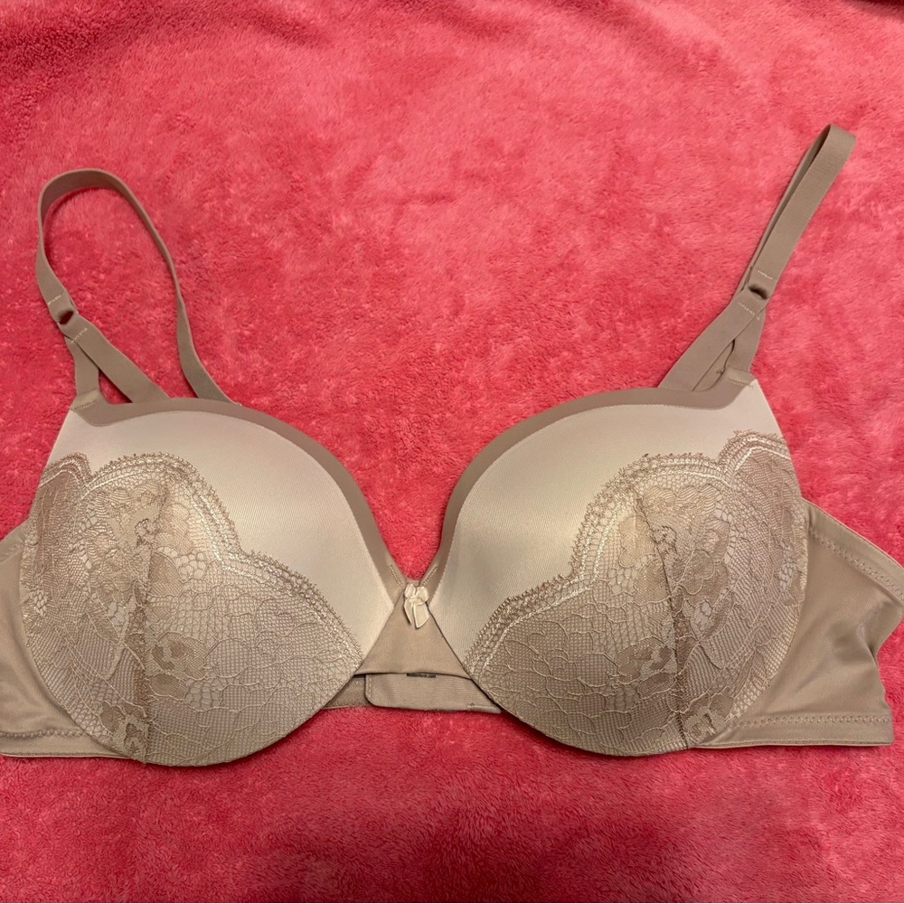 Maidenform Love the Lift Push-Up & In Underwire Bra